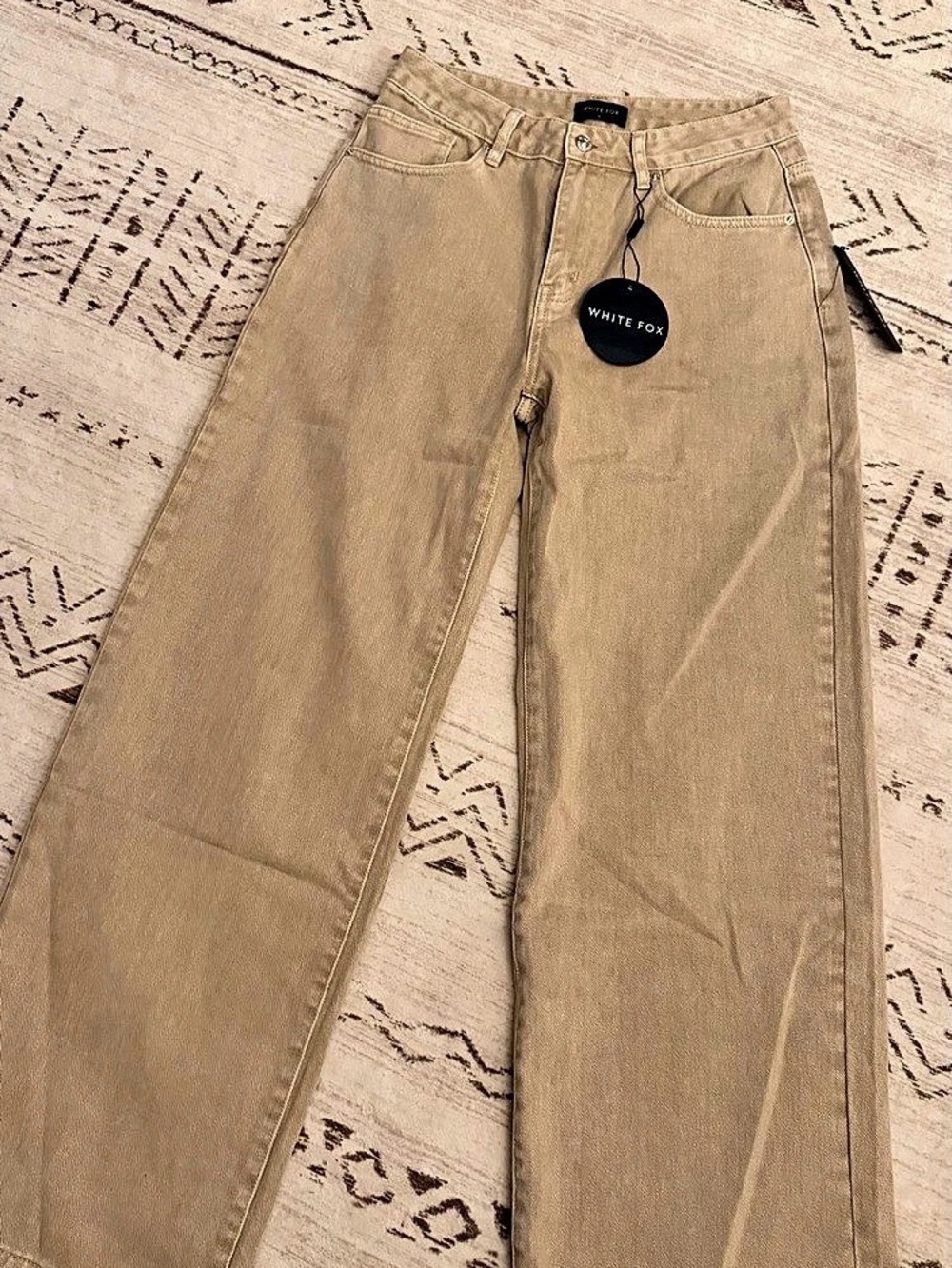 White Fox Just My Type Mid Rise Wide Leg Jeans Wide Leg Jeans in Beige NWT